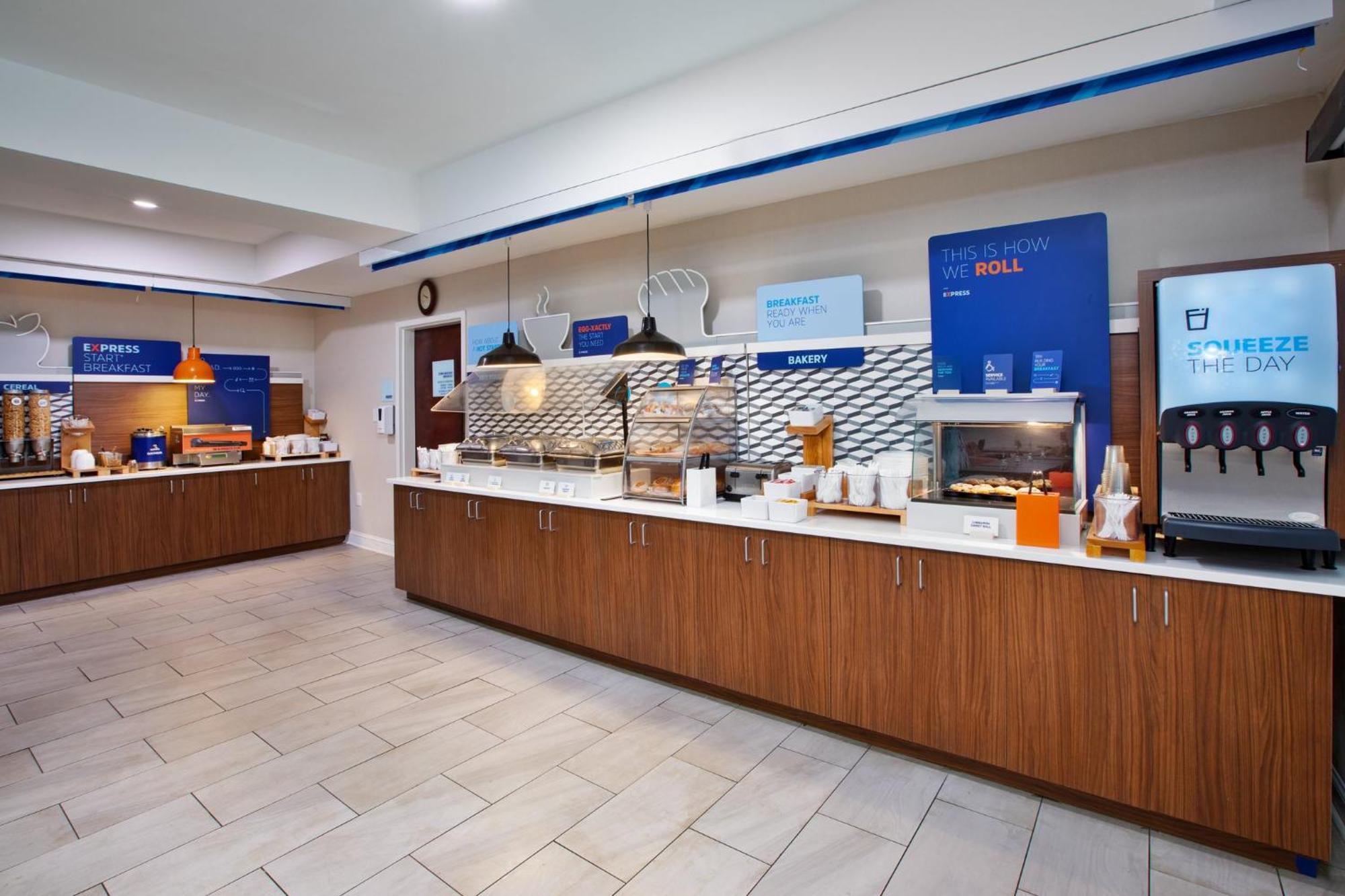 Holiday Inn Express Hotel & Suites - Sumter By Ihg Extérieur photo