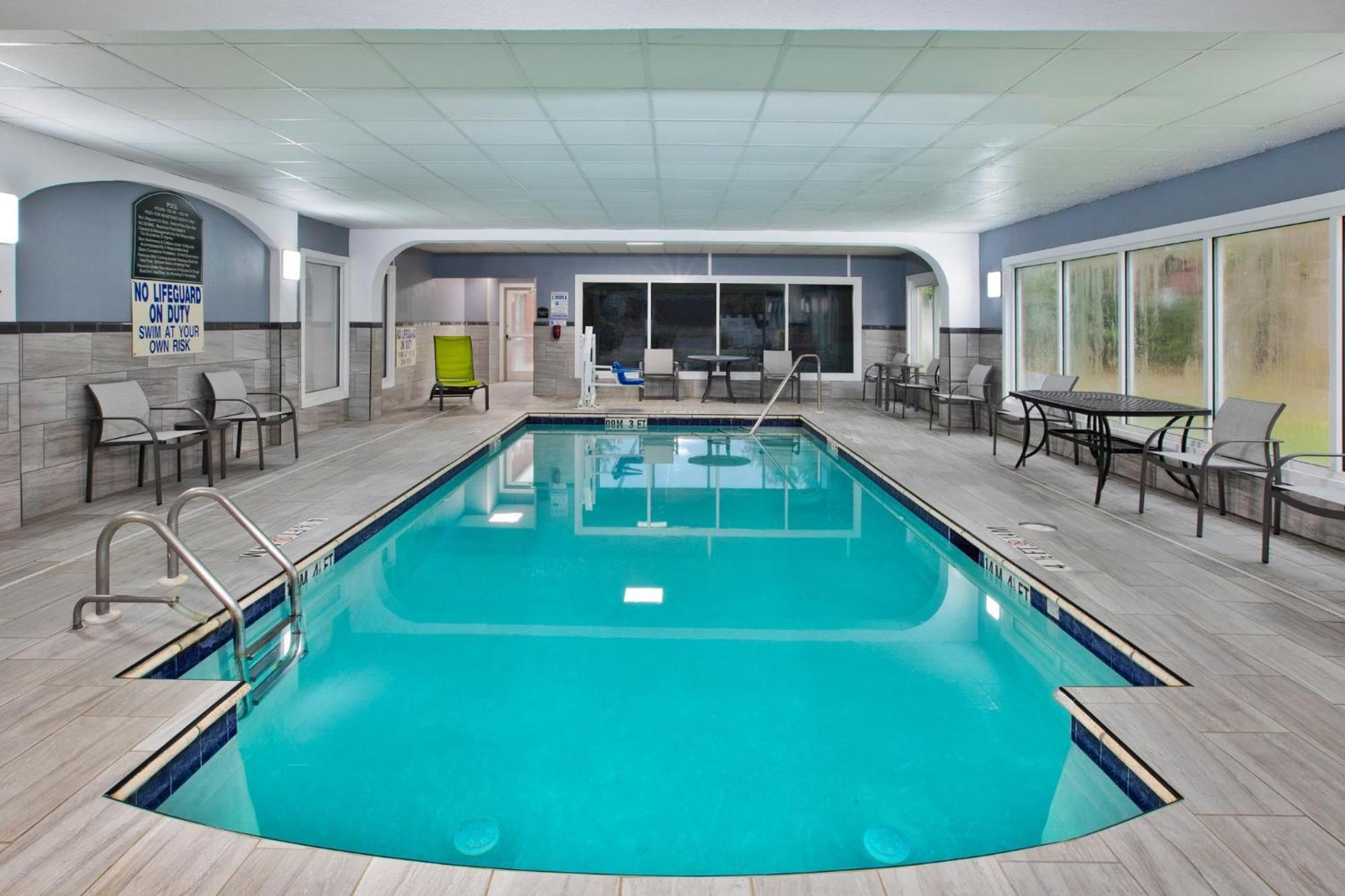 Holiday Inn Express Hotel & Suites - Sumter By Ihg Extérieur photo