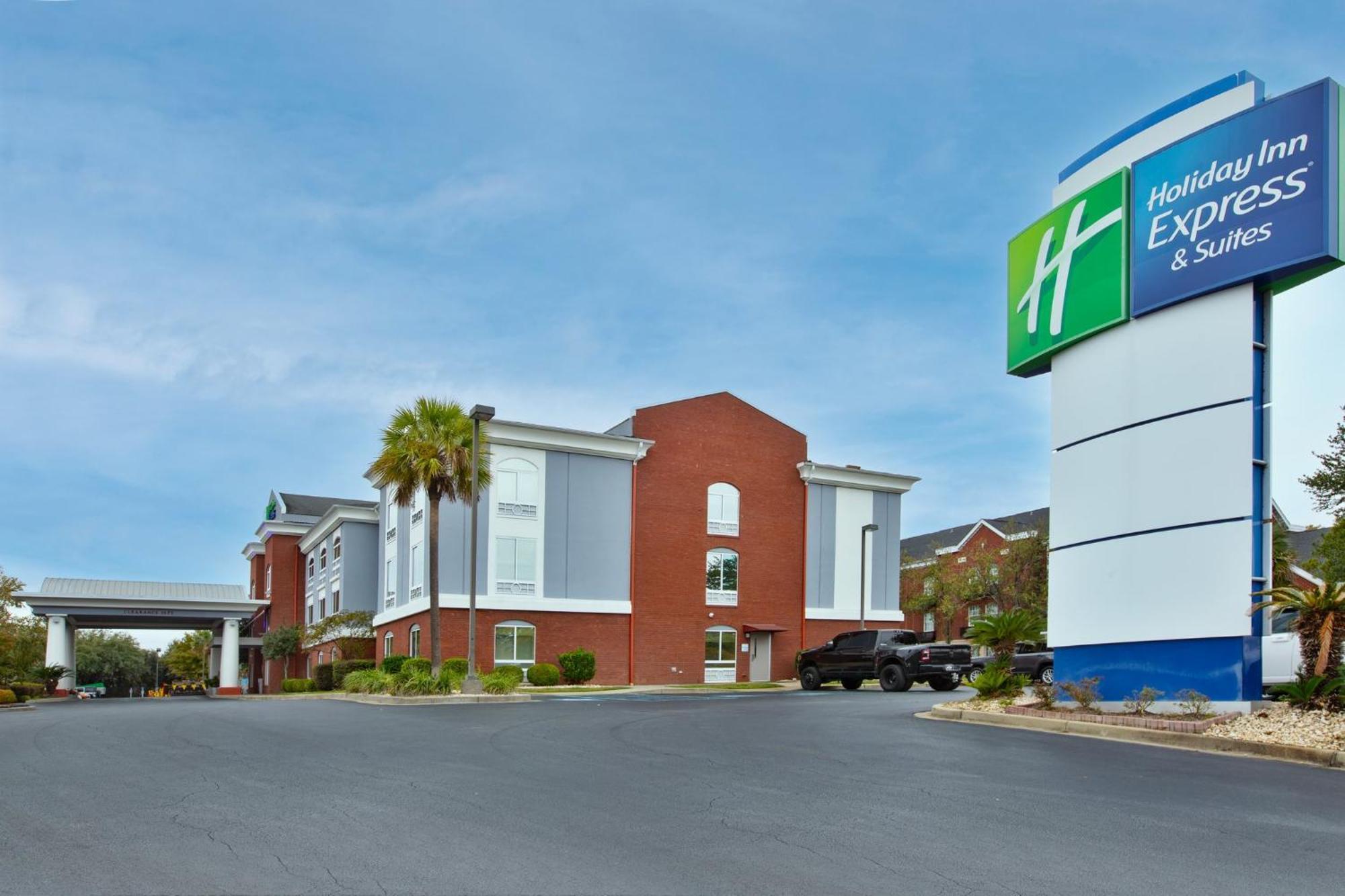 Holiday Inn Express Hotel & Suites - Sumter By Ihg Extérieur photo