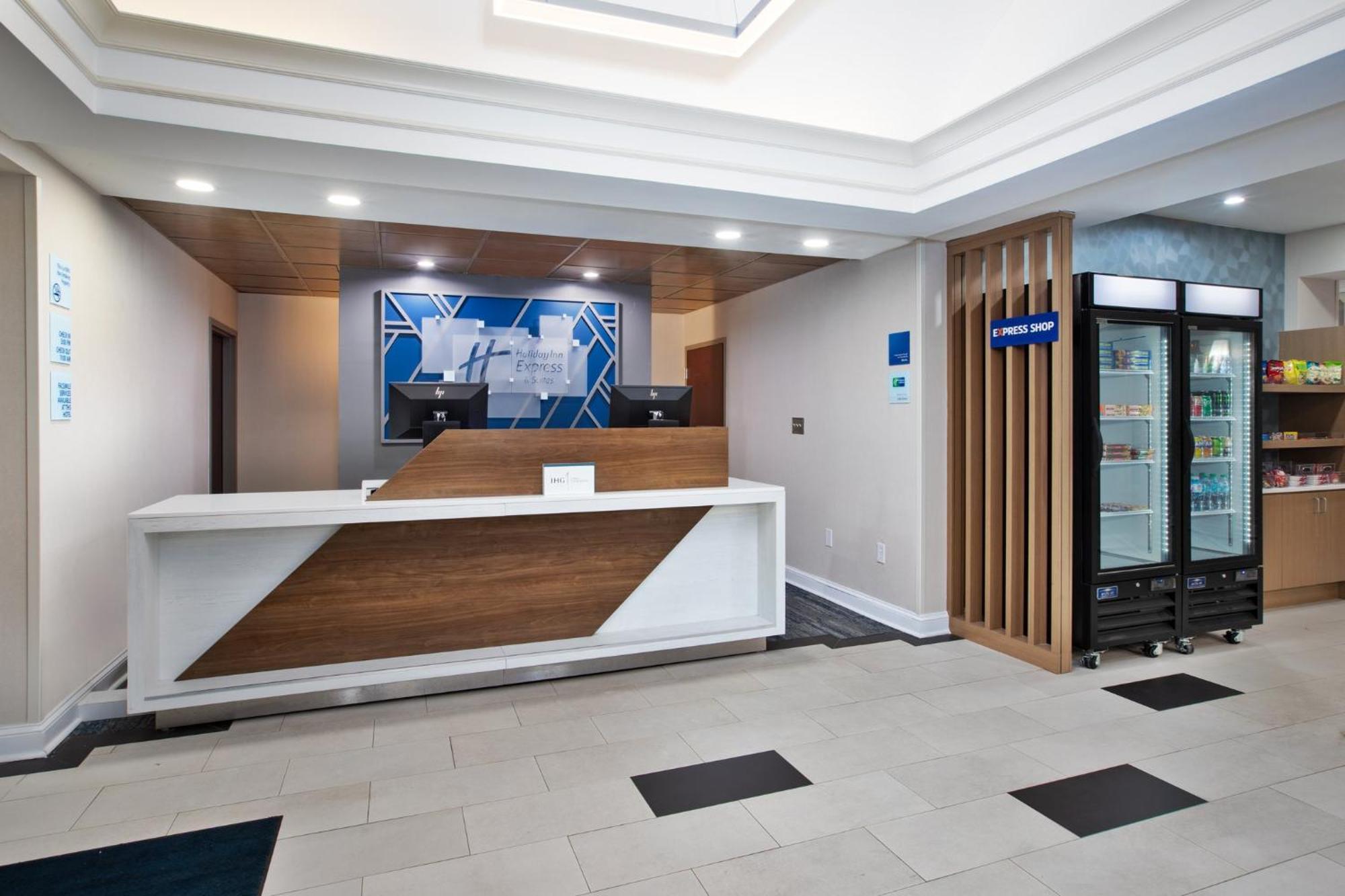 Holiday Inn Express Hotel & Suites - Sumter By Ihg Extérieur photo